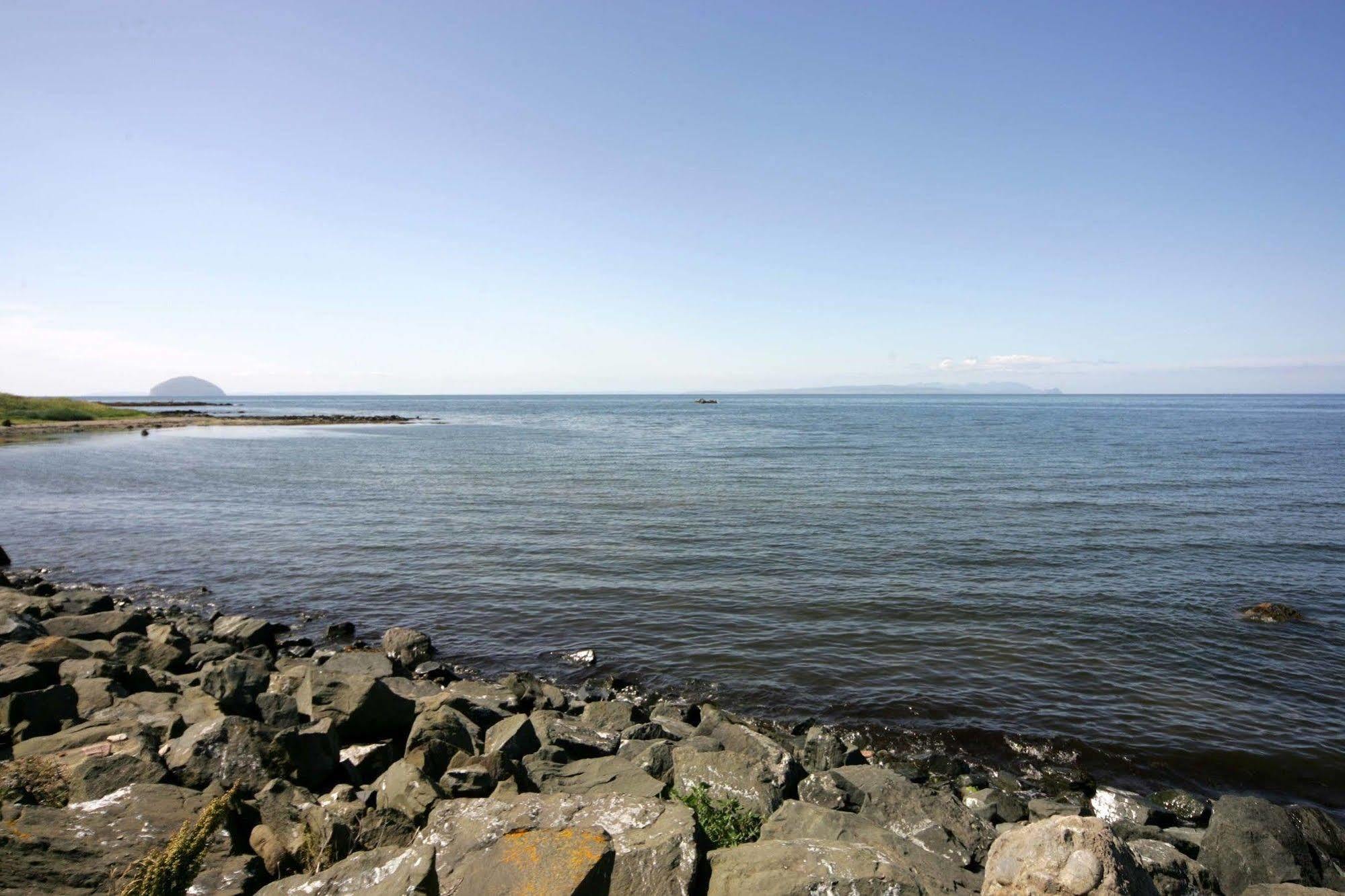 Woodland Bay Hotel Girvan Exteriör bild
